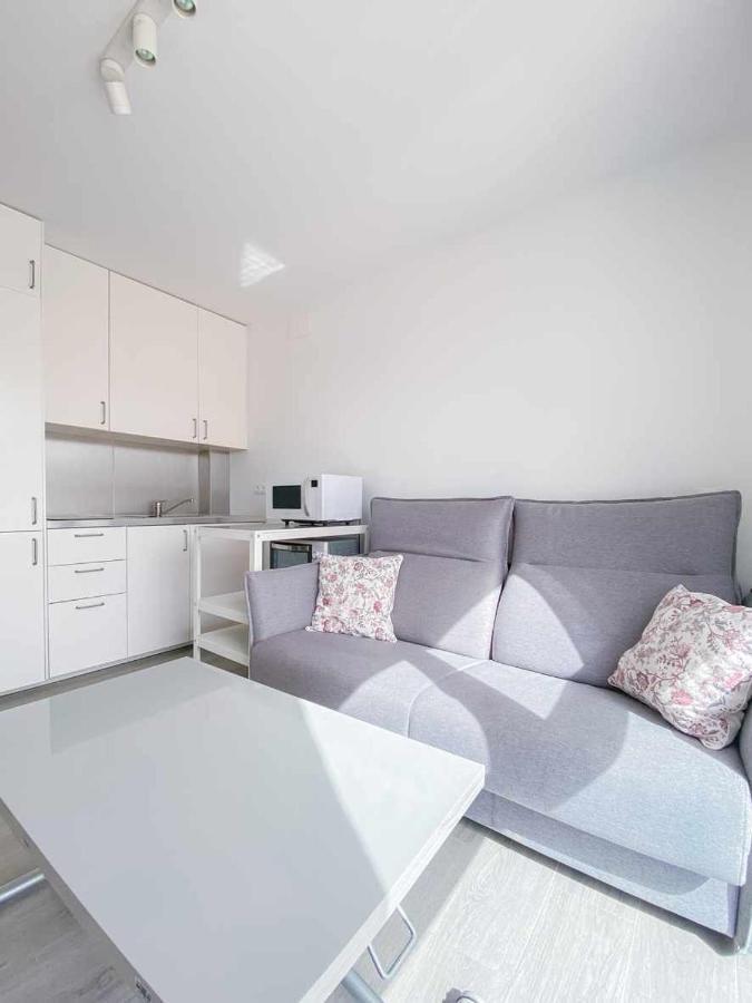 1 Room Pedregalejo Malaga Ngoại thất bức ảnh